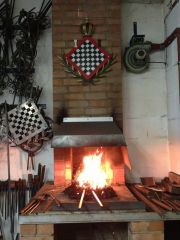 Garderobenständer wird geschmiedet